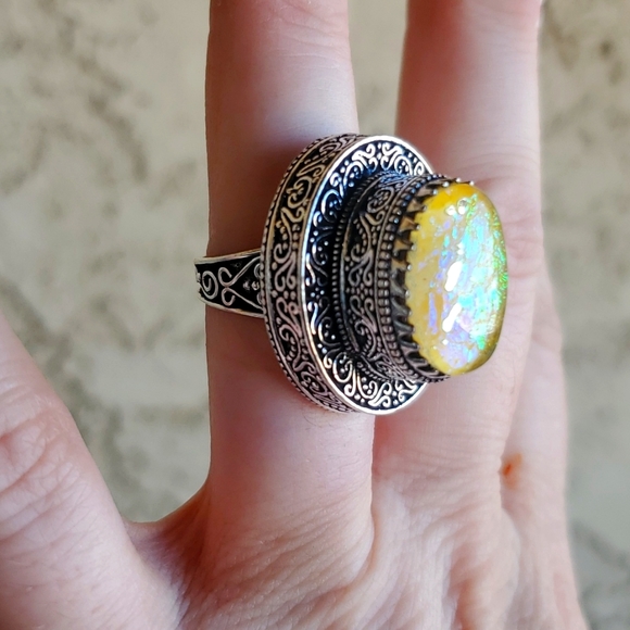 New Triplet Opal Antique Design 925 Silver Statement Ring. - Picture 7 of 14